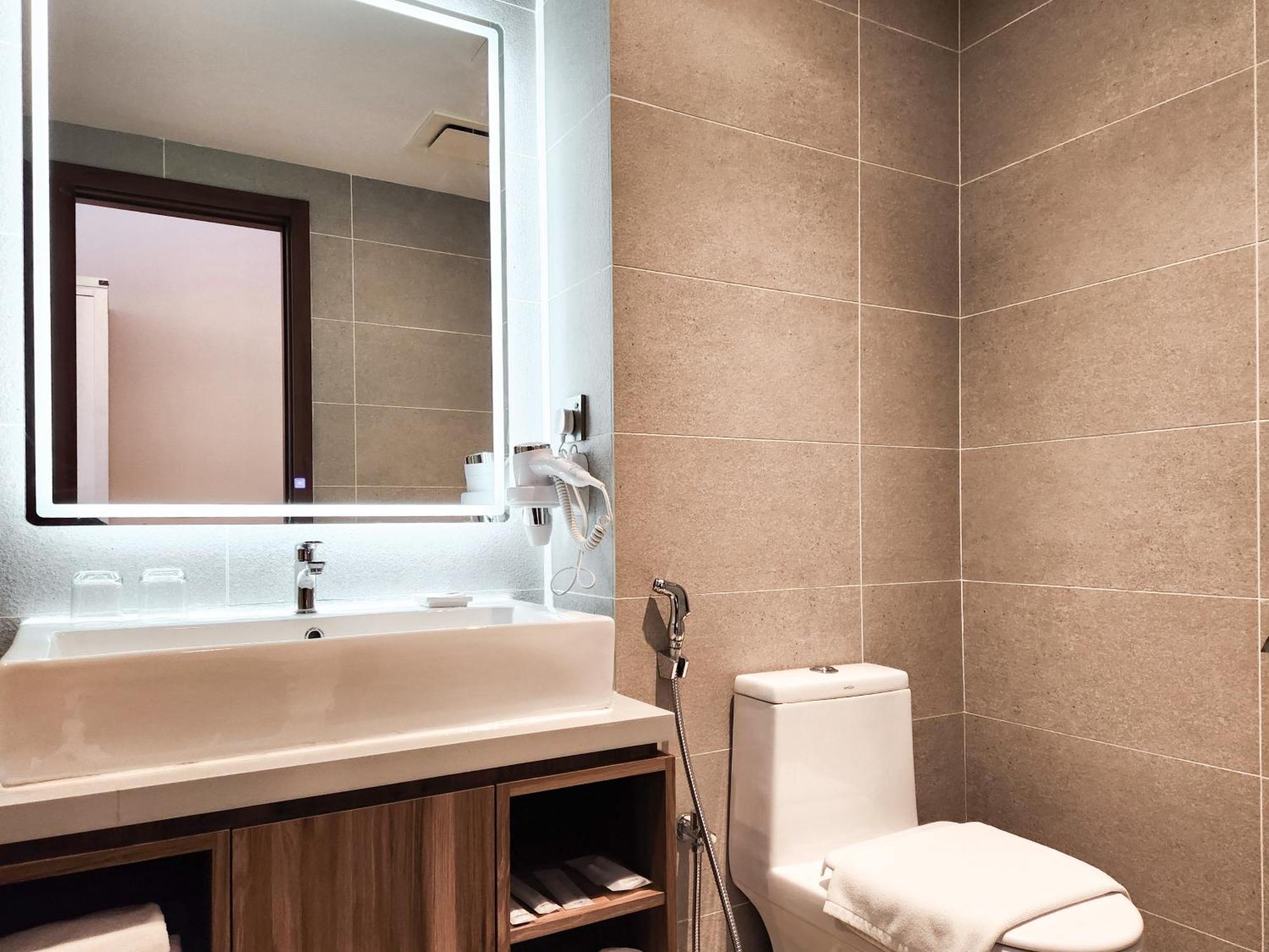 Fox Hotel Glenmarie شاه علام المظهر الخارجي الصورة